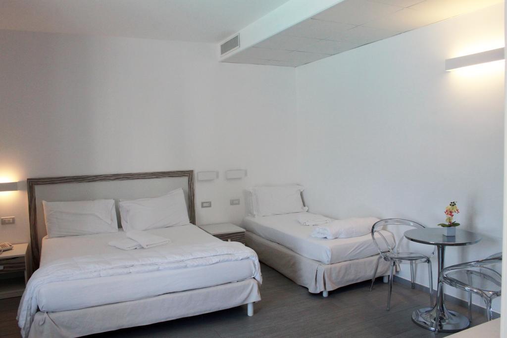 Hotel Miramare Marina di Ragusa Cameră foto